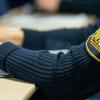 Ein Polizeischüler im Unterricht am Ausbildungsstandort der Bereitschaftspolizei III. Abteilung Würzburg.