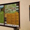 Beim Dorfgemeinschaftshaus in Oberweißenbrunn findet sich das Dorfrundenschild mit Informationen zur Dorfrunde und Prospekten. Beim Dorfgemeinschaftshaus in Oberweißenbrunn findet sich das Dorfrundenschild mit Informationen zur Dorfrunde und Prospekten.