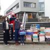 Im Bild (von links): Konrektorin Daniela Behr, Rektor Walter Schäffer, Elternsprecherin Anne-Kathrin Fischer, Sina Fischer