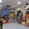 Simulierte Lagebesprechung  im neuen Abrollbehälter "Aufenthalt" (AB) der Freiwilligen Feuerwehr Haßfurt.