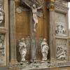 Die feine Alabasterfigure des Heiligen Johannes war vor zwei Jahren aus der Klosterkirche  Schöntal  im Jagsttal gestohlen worden. Jetzt steht die Johannesfigur wieder an ihrem angestammten Platz – rechts vom Kreuz.