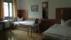 Das Bild zeigt ein Zimmer des Kolping-Hotels.