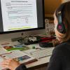Für Schüler heißt es nun wieder: Unterricht findet Zuhause statt. Viele vermissen die Schule, der Online-Unterricht sei aber "besser als nichts" (Symbolbild).