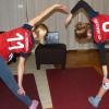 Hockey-Training macht auch zu Hause Spaß: Die Geschwister Jule und Klara Löffler beim Online-Üben mit ihrer Mädchenmannschaft des HTC Würzburg. Hockey-Training macht auch zu Hause Spaß: Die Geschwister Jule und Klara Löffler beim Online-Üben mit ihrer Mädchenmannschaft des HTC Würzburg.