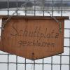 Im Winter ist die Deponie in Esselbach geschlossen. Wer künftig dort Erdaushub oder Bauschutt abliefern möchte, muss mehr bezahlen. Der Gemeinderat legte einen Kubikmeterpreis von elf Euro fest. Das deckt fast die Kosten, die der Deponiebetrieb verursacht.