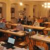 Die neue Sitzordnung bei der Gemeinderatssitzung in Prosselsheim.