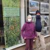 Monika Scheiner, BN Ortsgruppe Karlstadt, Erwin Scheiner (Vorsitzender BN Ortsgruppe KG) und Alfred Dill, BN Ortsgruppe Karlstadt, (von links) eröffneten die Ausstellung "Tatort Garten" im ehemaligen Schuhhaus Gaul.