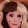 Ein Pierrot lächelte ebenfalls in die Kamera beim virtuellen Altweiberfasching.
