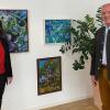 Landrat Thomas Habermann heißt Melanie Hofmann im Landkreis Rhön-Grabfeld herzlich willkommen.