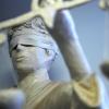 Eine Statue der Göttin Justitia, die für Gerechtigkeit steht. (Symbolbild)