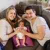 Malea hat sich genau an den Wunschtermin ihrer stolzen Eltern Stefanie Buhl (35) und Jochen Schäfer (37) gehalten. Am 21. 1. 2021, einem Donnerstag, erblickte ihr neuer Lebensmittelpunkt um 19.31 Uhr im Rhön-Klinikum Campus Bad Neustadt das Licht der Welt. Zwei Tage nach dem eigentlichen Termin geboren, wog Malea 3.650 Gramm bei einer Größe von 53 Zentimetern. Die Namenssuche gestaltete sich problemlos. Die Eltern hatten mit Malea sehr schnell ihren Favoriten gefunden. Die Familie wohnt in Leutershausen. Gertrud und Adolf Buhl (Leutershausen) heißen ihr erstes Enkelkind willkommen, Cornelia und Reiner Schäfer (Burgwallbach) ihr zweites. Johanna Buhl (Leutershausen) begrüßt ihr zweites Urenkelkind. Für Uroma Erika Schäfer (Leutershausen) hat sich die Schar ihrer Urenkelkinder auf elf erhöht.