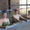 Sie haben gerade ihre vorläufig letzte Trainingseinheit im Gemündener Hallenbad absolviert: Antonia Gardeike, Paul Weigand und Lea Brand (von links).