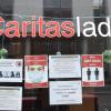Ab 9. März erhalten finanziell benachteiligte Menschen wieder Kleidung im Würzburger Caritasladen.