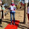Urkundenübergabe auf dem „Walk of Sprach-Kita“ in der Johanniter-Kita Erdenstern in Güntersleben (v.l.n.r.):  Petra de Marche, Angelika Bendner und Gabriele Holdinghausen.