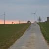 Zu den drei bestehenden Windkraftanlagen soll seit 2016 eine vierte hinzukommen. Eine Klage der Gemeinde gegen die Errichtung wurde nun vom Verwaltungsgericht Stuttgart abgewiesen.