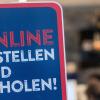 Seit Montag werden Baumärkte wieder wie alle anderen Geschäfte des Einzelhandels behandelt. Ein Rhön-Grabfelder Baumarkt hätte deswegen nur "Click&Collect" (Symbolbild) anbieten dürfen. Er war aber regulär geöffnet. 