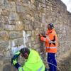 Großprojekt Stadtmauersanierung: Die Mitarbeiter der Firma Stiel aus Ostheim haben am Hofmannshain mit den Arbeiten begonnen und überarbeiten die komplette Wehranlage rund um Mellrichstadt.