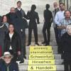 Zum 60-jährigen Bestehen von Amnesty International macht die Schweinfurter Gruppe auf die weltweiten Menschenrechtsverletzungen aufmerksam. "Das ist ein Thema ohne Ende", sagt ihr Sprecher Ulrich Philipp (vorne links).
