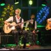 Regelmäßig ist die Band Huebnotix mit Unplugged-Versionen von Rock- und Pop-Klassikern in Haßfurt zu Gast, so wie 2017 beim "Abendlicht", wo dieses Bild entstand. Nun geben die Musiker Joe Greiner, Markus Burucker, Andy Sack und Andi Hübner (von links) ein Konzert auf dem Marktplatz, das gleichzeitig im Internet übertragen wird.