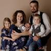 Die glückliche Familie Schreiner mit den Eltern Tatjana und Alex sowie den Kindern Diana, Dominic und Quentin.