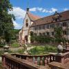 Viele unterschiedliche Themenführungen werden im Juni im Kloster Bronnbach wieder angeboten.