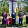 Im Bild (von links) Pfarrerin Meiser, Lea Roßmark, Johanne Errico (Fröhstockheim), Jaden Bauer, Julius Finster, Fiona Heß, Isabella Bögel.