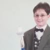 Unser Redaktionsmitglied Christian Hüther feierte 1999 seine Erstkommunion. So wie er damals freuen sich viele Mädchen und Jungen nun in diesem Jahr, zum ersten Mal zum Tisch des Herrn zu gehen.