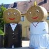 Brautpaar aus Stroh