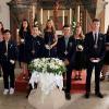 Fünf Mädchen und sechs Jungen wurden am Sonntag in Maroldsweisach durch Pfarrer Martin Popp-Posekardt (rechts) konfirmiert. Der Gottesdienst wurde musikalisch von Nicole Scheidlein an der Orgel, den Sängerinnen und Sängern des Gesangvereins Concordia unter Leitung von Alfred Schröder und der Weisachtaler Blasmusik begleitet.