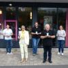Bei der Bäckerei Schlereth in Knetzgau informierte sich Umweltstaatssekretär Florian Pronold aus erster Hand über die Einführung des Recup-Mehrwegbechers bei Initiator Jürgen Heinl. Von links: Staatssekretär Pronold, Vera Schlereth, Sabine Dittmar,  Julia Schlereth, Jürgen Heinl, Johanna Bamberg-Reinwand und Bernhard Ruß.