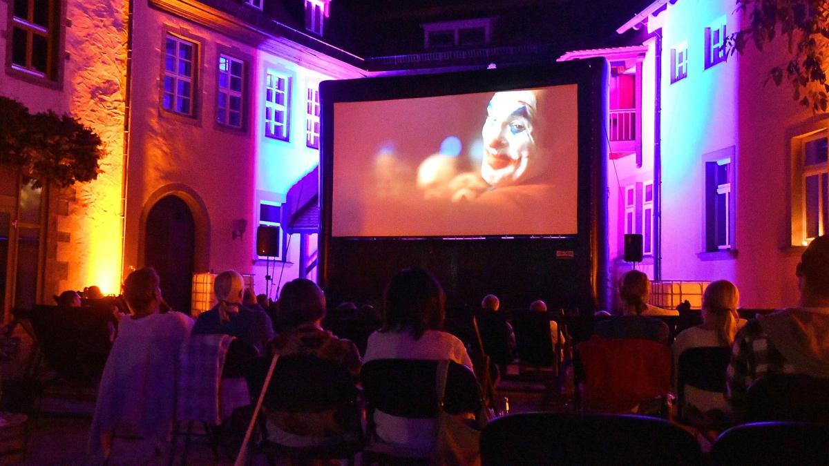 Bad Neustadt: Bad Neustadt: Open-Air-Kino unterm Sternenhimmel