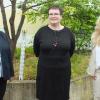 Im Rahmen einer Feierstunde wurde Susanne Koenig (Mitte) als neue Schulleiterin an der Triefensteiner Grundschule eingeführt. Schulrätin Helene Deckert-Bau (links) und stellvertretende Bürgermeisterin Karin Öhm (rechts) freuen sich.