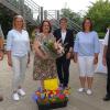 Nach 33 Jahren verlässt Barbara Müller (dritte von links) den St. Lioba-Kindergarten in Bischofsheim. Das Bild zeigt (von links) den stellvertretenden Bürgermeister Patrick Bauer, Gemeindereferentin Evi Warnke, Barbara Müller, Vorsitzende Anja Nägler, die neue Kindergartenleiterin Ellen Müller und Pfarrer Manfred Endres.