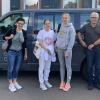 Halfen bei einer Benefizaktion für Hochwasseropfer in Rheinland-Pfalz: (von links) Natalie Oberst, Charlotte Herrmann, Paula Markus, Thomas Meisel und Sophie Kopper.