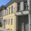 Die Lange Gasse 25 in Iphofen. Die ehemalige Wirtschaft "Zum Hirschen" wurde von einem Weingut gekauft und soll umgebaut werden. Ein Nachbar ist damit nicht einverstanden.