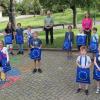 Über die vielen Preisträgerinnen und Preisträger der Grundschule Assamstadt beim Europäischen Wettbewerb freuen sich auch (von links) Bürgermeister Joachim Döffinger, Kreisjugendreferent Michael Lippert, Rektorin Isabel Hübner und Dominic Wehr von der Sparkasse Tauberfranken Über die vielen Preisträgerinnen und Preisträger der Grundschule Assamstadt beim Europäischen Wettbewerb freuen sich auch (von links) Bürgermeister Joachim Döffinger, Kreisjugendreferent Michael Lippert, Rektorin Isabel Hübner und Dominic Wehr von der Sparkasse Tauberfranken
