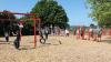 Für die Schülerinnen und Schüler der Grundschule Ostheim wurde ein toller Spielplatz geschaffen - dank der stattlichen Spende des Elternbeirates.