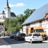 Sperrung der Bundesstraße: Auch  Schönau war Teil der inoffiziellen Ausweichstrecke. Hier kam es immer mal wieder zu Behinderungen.