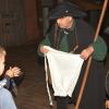 So schick waren die Unterhosen in der guten alten Zeit. Was der Nachtwächter wohl darüber zu berichten hatte? So schick waren die Unterhosen in der guten alten Zeit. Was der Nachtwächter wohl darüber zu berichten hatte?
