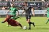Gebenbachs Bastian Freisinger umkurvt den Sander Schlussmann Alessandro Burkard und vollendet zum 4:0-Endstand. Maximilian Zang (hinten) kann nicht mehr eingreifen. Gebenbachs Bastian Freisinger umkurvt den Sander Schlussmann Alessandro Burkard und vollendet zum 4:0-Endstand. Maximilian Zang (hinten) kann nicht mehr eingreifen.