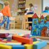 Eine 2G- beziehungsweise verschärfte 3G-Regelung gilt ab sofort in den Rhön-Grabfelder Kindertageseinrichtungen. 