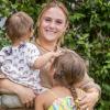 Christine Eggert ist Mutter zweier Kinder, bloggt auf Instagram über ihren Familienalltag vor 37 000 Followern und spricht zum Bereich "Familie". Sie, ihr Mann und ihre beiden Kinder sind gehörlos. 