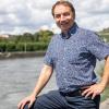 Robert Starosta (51) aus Würzburg will für die Freien Wähler in den Bundestag einziehen. Robert Starosta (51) aus Würzburg will für die Freien Wähler in den Bundestag einziehen.