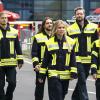 Die staatliche Feuerwehrschule in Würzburg ist im TV zu sehen. Mit dabei: Die Prominenten (von links) Bülent Ceylan, Rúrik Gíslason, Riccardo Simonetti, Laura Karasek, Bastian Bielendörfer und Sandy Mölling.