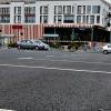 Parkhaus statt Parkdeck: Die Planungen laufen jetzt an, den Auftrag dafür vergab der Lohrer Stadtrat Ende Juli in nichtöffentlicher Sitzung. Im Hintergrund der Neubau auf dem ehemaligen Brauereigelände.