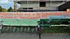 Auf dem Banner vor der Turnhalle in Schwarzach stand deutlich geschrieben, was die Bürgerinnen und Bürger wollen.