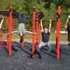 Testeten die neue Fitnessanlage: (von links) Bürgermeisterin Kerstin Deckenbrock Dorothea Hock, Klaus Sebold und Sandra Heilig.