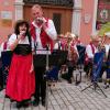 Für gute Stimmung und beste Laune sorgten die Marktbreiter Musikanten. Für gute Stimmung und beste Laune sorgten die Marktbreiter Musikanten.