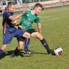 Ein packendes Duell lieferten sich in dieser Szene stellvertretend für ihre Mannschaften André Schneider (links) von der SG Eußenhausen/Mühlfeld und David Bohne vom TSV Ostheim.