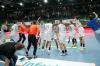 Die Handballer der DJK Rimpar Wölfe feiern ihren ersten Heimsieg der Saison mit Pogo und Humba täterää. Die Handballer der DJK Rimpar Wölfe feiern ihren ersten Heimsieg der Saison mit Pogo und Humba täterää.